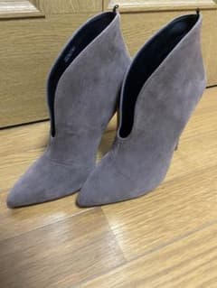 ショートブーツのサムネイル
