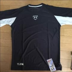アンダーアーマー（Tシャツ）のサムネイル