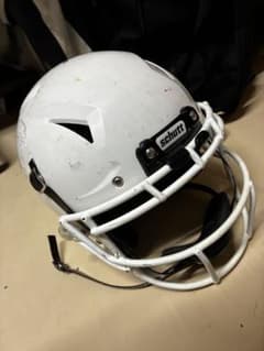 Schutt アメリカンフットボールヘルメット ホワイト - メルカリ