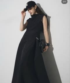 【専用】ANDREA&Co. 【AUBREY】フレンチスリーブヘムワンピース 専用】ANDREA&Co. 【AUBREY】フレンチスリーブヘムワンピース