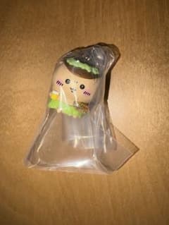 ちいかわ　たべものいっぱいマスコット 栗まんじゅう くりまんじゅうのサムネイル
