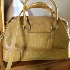 美品  コーチショルダーバックのサムネイル