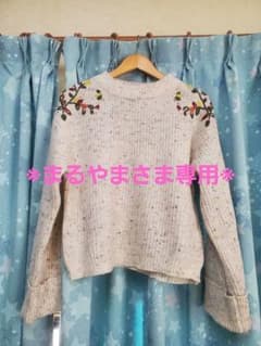 BEAMS 花柄刺繍ニットのサムネイル
