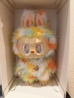 ぐ*る様 ★POPMART★正規品ラブブ☆Rock The　Universeロッのサムネイル