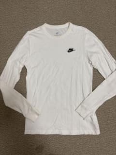 ナイキ　メンズロングＴシャツ　ホワイトのサムネイル