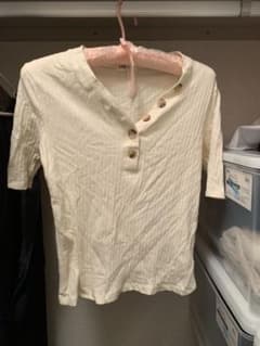 レディース  服のサムネイル