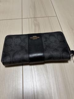 u*c様 COACH 長財布 シグネチャー ブラックのサムネイル