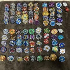 ベイブレードバースト　まとめ売り　バラパーツ付きのサムネイル