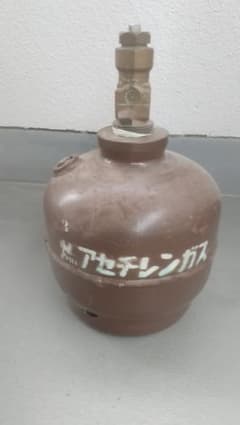 ジャンク、アセチレンガス ボンベ - メルカリ