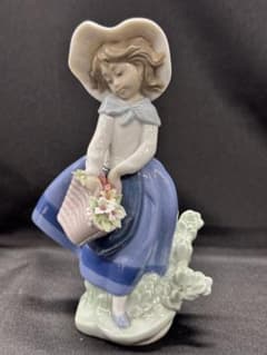 【訳あり】リヤドロ LLADRO フィギュリン 2体セット（花欠け・手破損あり） 美品】LLADRO リヤドロ 5222 きれいな花ばかり フィギュリン 置物