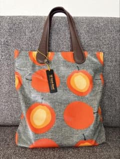 Think Bee! トートバッグ フルーツ柄のサムネイル