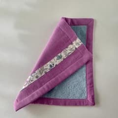 ヴィオラと小花リバティの刺繍ハンカチ⑧のサムネイル