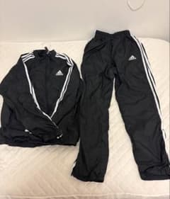 adidas ジャージ 上下セットのサムネイル