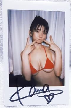 【希少】瀬戸環奈 直筆サイン入りチェキ（浴衣姿・ハートポーズ） 瀬戸環奈直筆サイン入り写真&チェキ - メルカリ