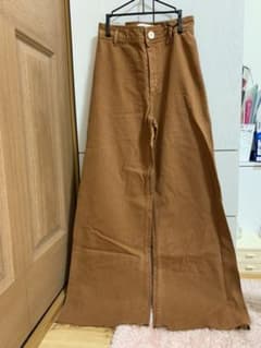 ZARA ワイドパンツのサムネイル