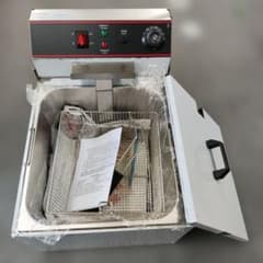 【XD】業務用 電気フライヤー 卓上タイプ ステンレス製のサムネイル