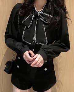 SHEIN トップス 黒 参戦服 スナ系 ブラウスのサムネイル