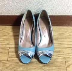 最終 値下げ【新品未使用】パンプス 24cmのサムネイル