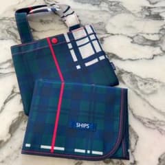 【新品】SHIPS オムツ替えシート ポーチ付きのサムネイル