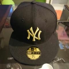 NEW ERA 黒 キャップのサムネイル