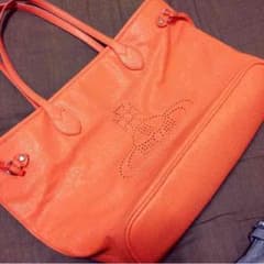 vivienne westwoodのサムネイル