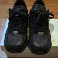 New Balance 990V6 トリプルブラック ２６cmのサムネイル