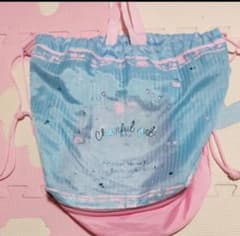 Cheerful girl プールバッグ ビーチバッグのサムネイル