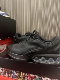 Nike Air Max Dnのサムネイル