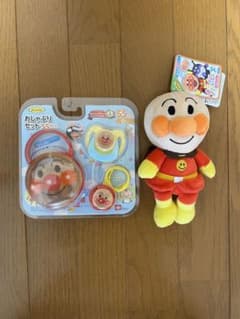 【新品未使用】おしゃぶりセット   アンパンマン ぬいぐるみ付きのサムネイル