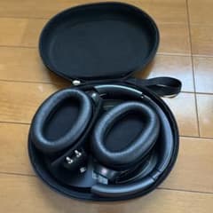 Sony mdr-1000xノイズキャンセリング　ブラック 収納ケース付きのサムネイル
