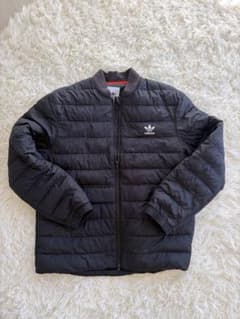 adidas ダウンジャケットのサムネイル