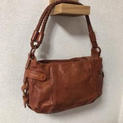 ショルダーバッグのサムネイル