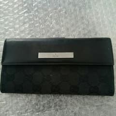 正規品GUCCIの長財布のサムネイル