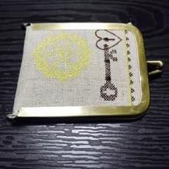 手のひらサイズソーイングセット♡持ち運び簡単のサムネイル