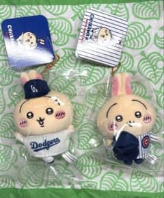 Chiikawa x MLB Mascot Cubs & Dodgers Rabbit (2 items)