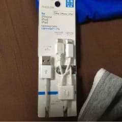 lighteningケーブル 純正 新品のサムネイル