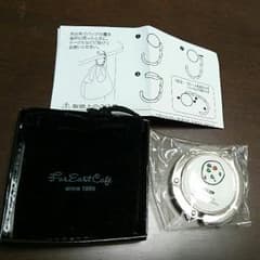 FAR EAST cafe 小田和正さん カバンフックのサムネイル