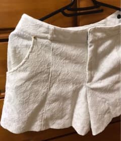 ショートパンツ　白　ホワイトのサムネイル