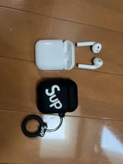AirPods 正規品　A1523 【大幅値引き】のサムネイル