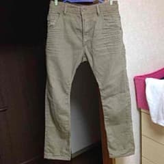 チョコ&モカ様専用   ディーゼル KROOLEY デニムパンツのサムネイル