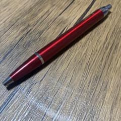 使い古したボールペンのサムネイル