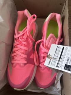 adidas ADIZERO ランニングシューズ ピンクのサムネイル