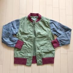 ユニクロ　140  MA-1 ブルゾンのサムネイル