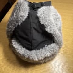 フライトキャップ 黒とグレーのファー