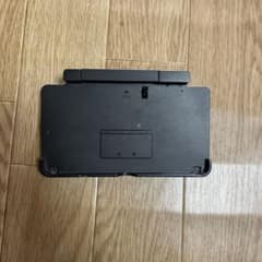 ニンテンドー3DS 充電台 本体のサムネイル