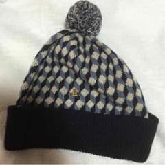 早い者勝ち！美品！ヴィヴィアンウエストウッドニット帽のサムネイル