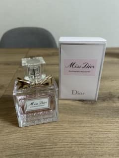 Miss Dior Blooming Bouquet 100ml 残量約8割 - メルカリ