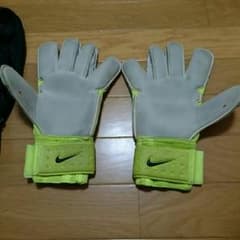 サッカー大好きさん専用  ナイキ GKベイパーグリップ3 8号のサムネイル