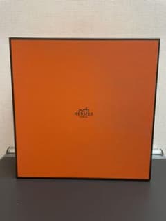 HERMES エルメス 空箱のサムネイル