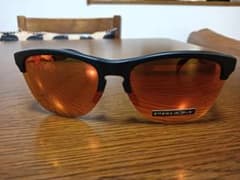 OAKLEY サングラス フロッグスキンライト　本体のサムネイル
